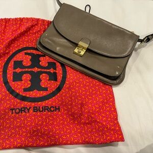 Tory Burch Clutch & Crossbody Bag